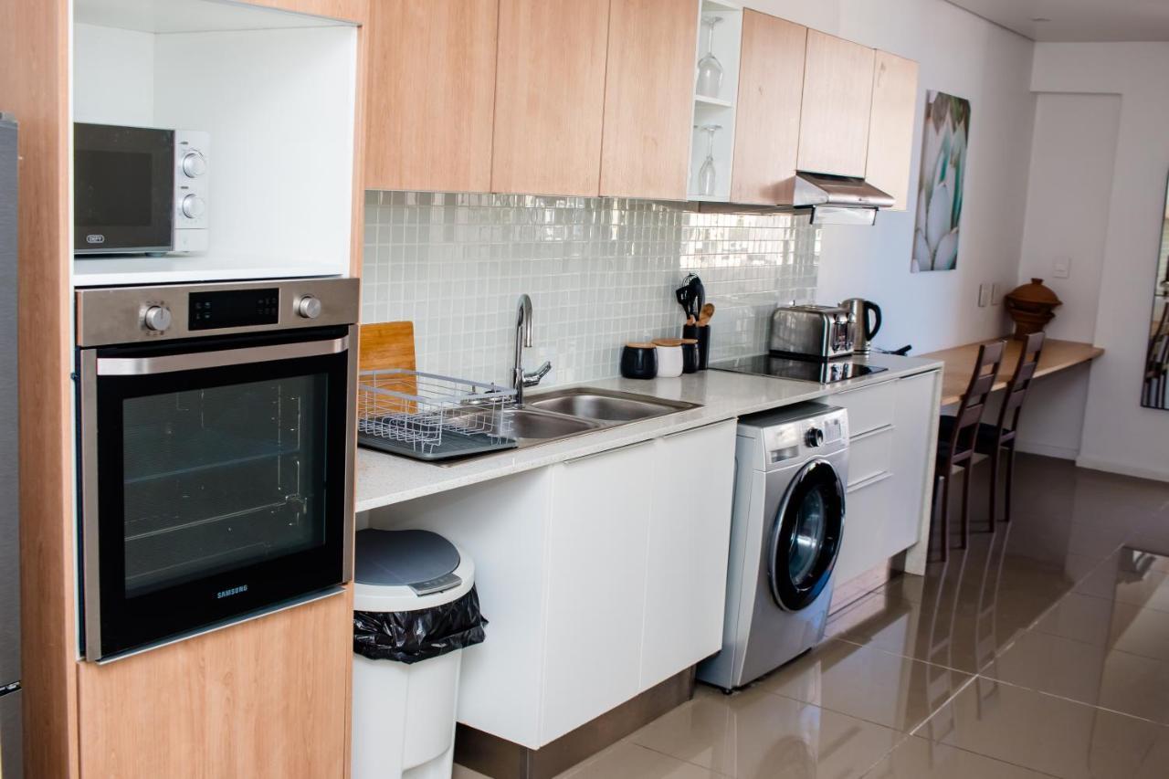 Urban Oasis Apartments At Freedom Plaza Windhoek Exterior photo
