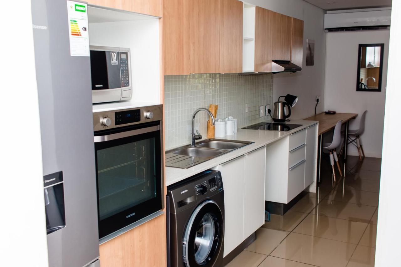 Urban Oasis Apartments At Freedom Plaza Windhoek Exterior photo