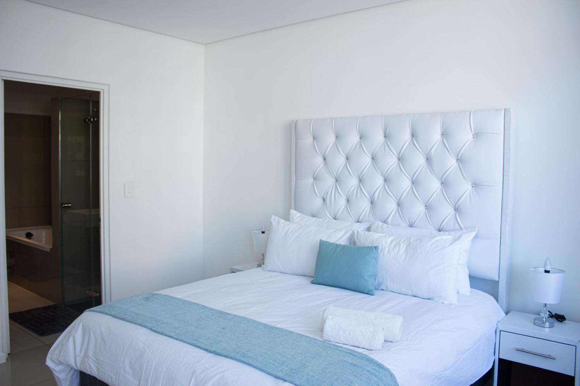 Urban Oasis Apartments At Freedom Plaza Windhoek Exterior photo